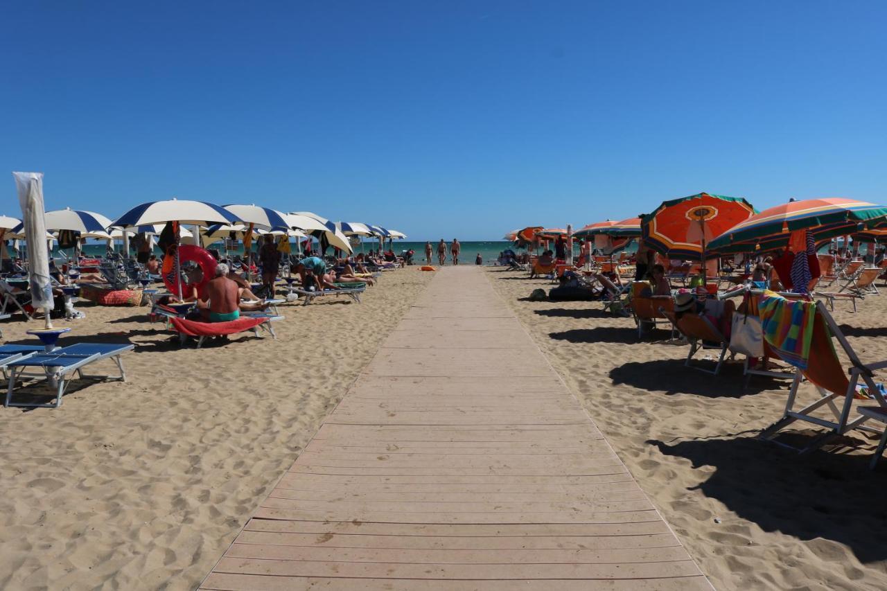 Villa Raffaella Bibione Buitenkant foto