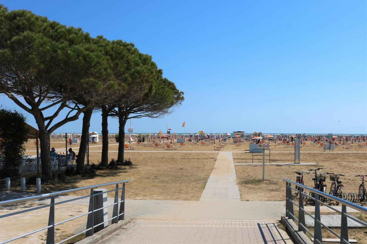 Villa Raffaella Bibione Buitenkant foto